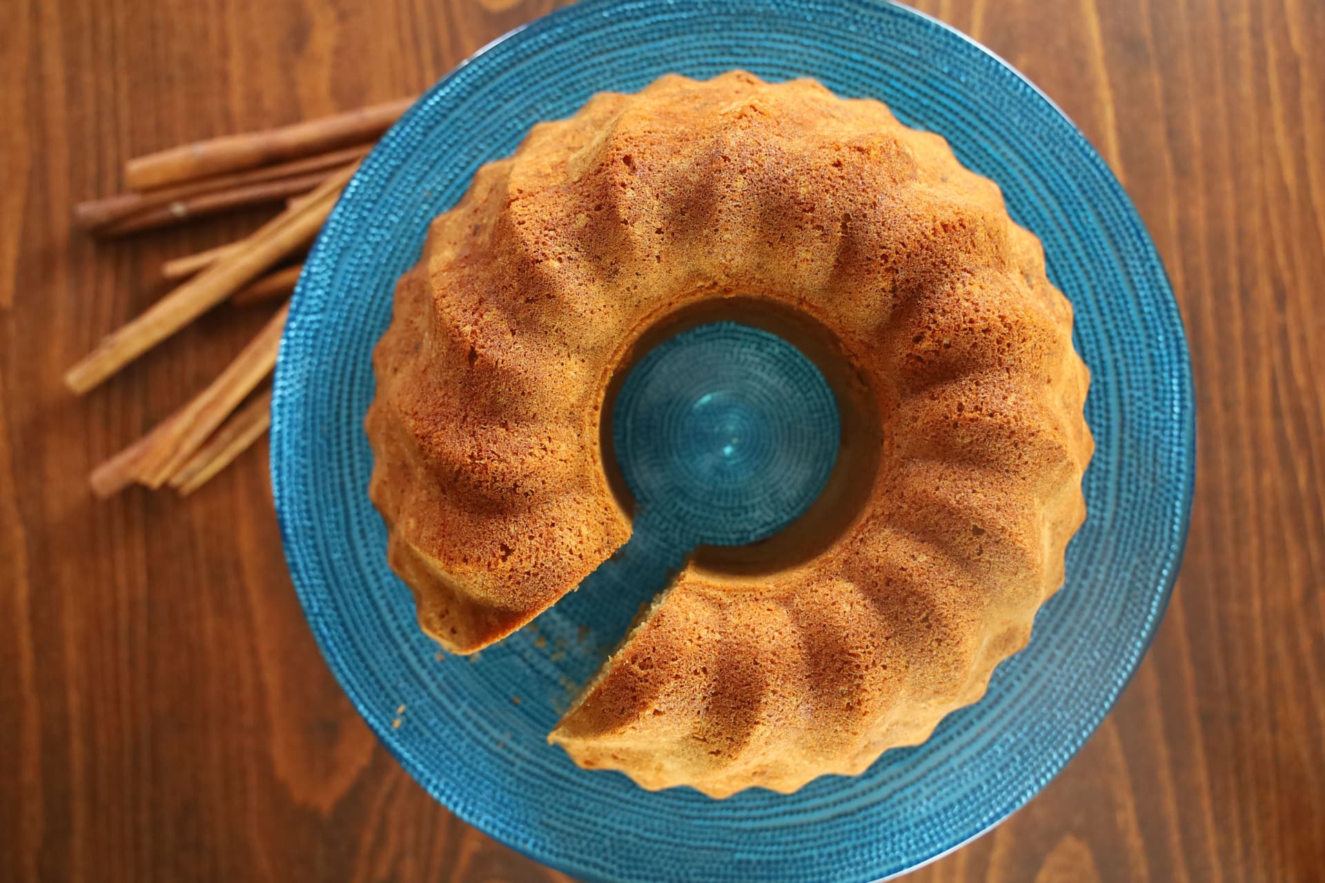 Κέικ με beurre noisette και κανέλα – φωτογραφία 1