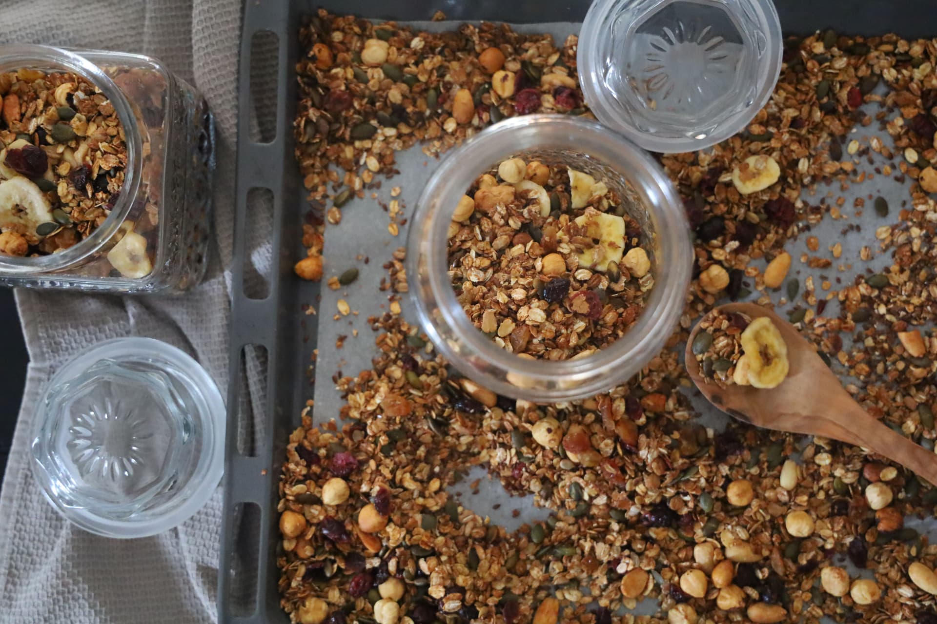 Σπιτική granola με νιφάδες βρώμης – φωτογραφία 2