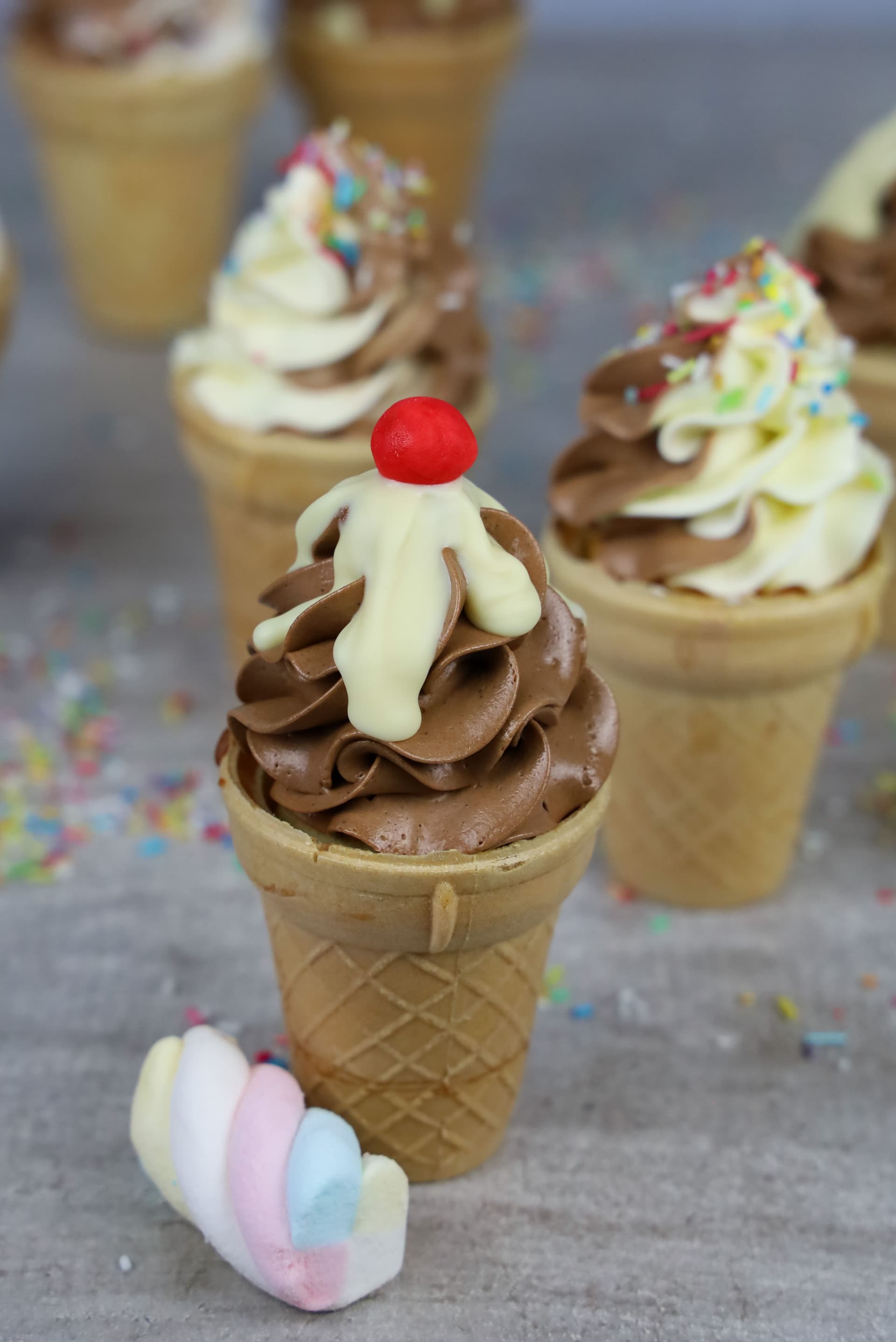 Cupcakes σε χωνάκια παγωτό – φωτογραφία 4