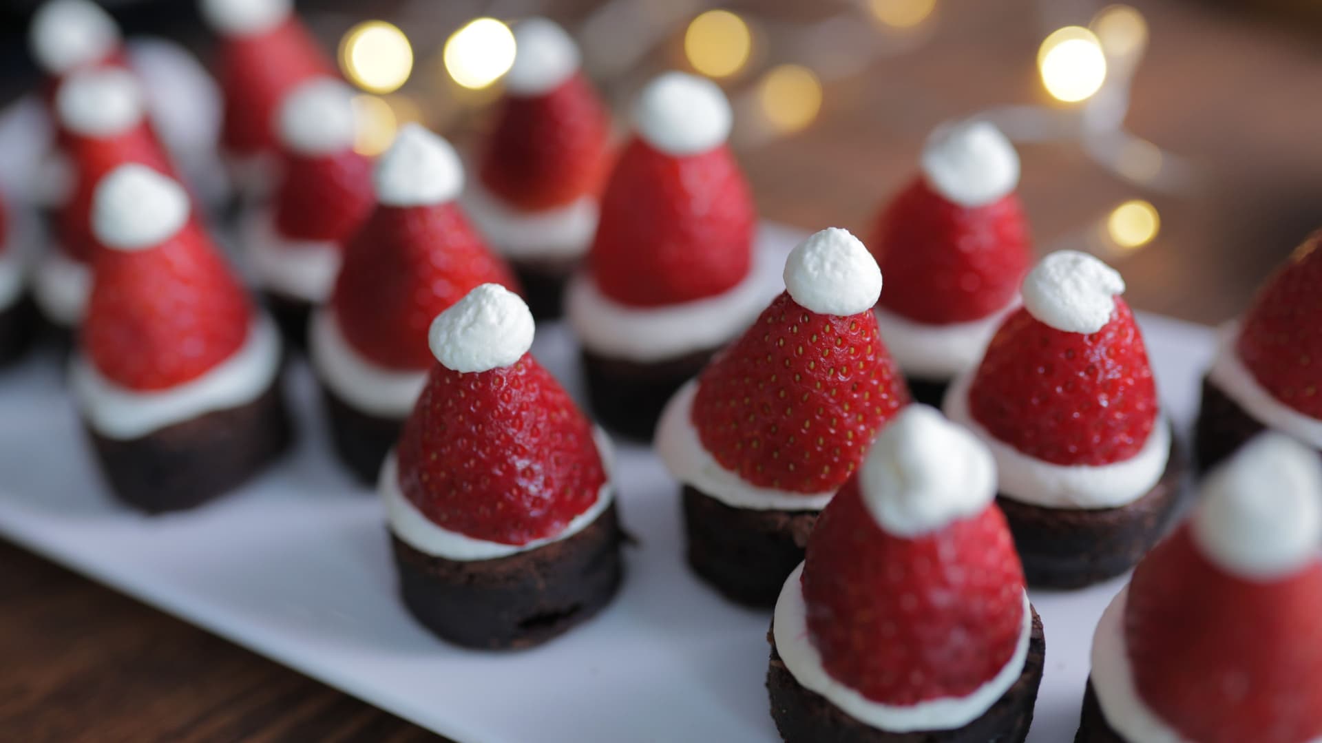 Santa’s mini brownies – Sweet & Bitter
