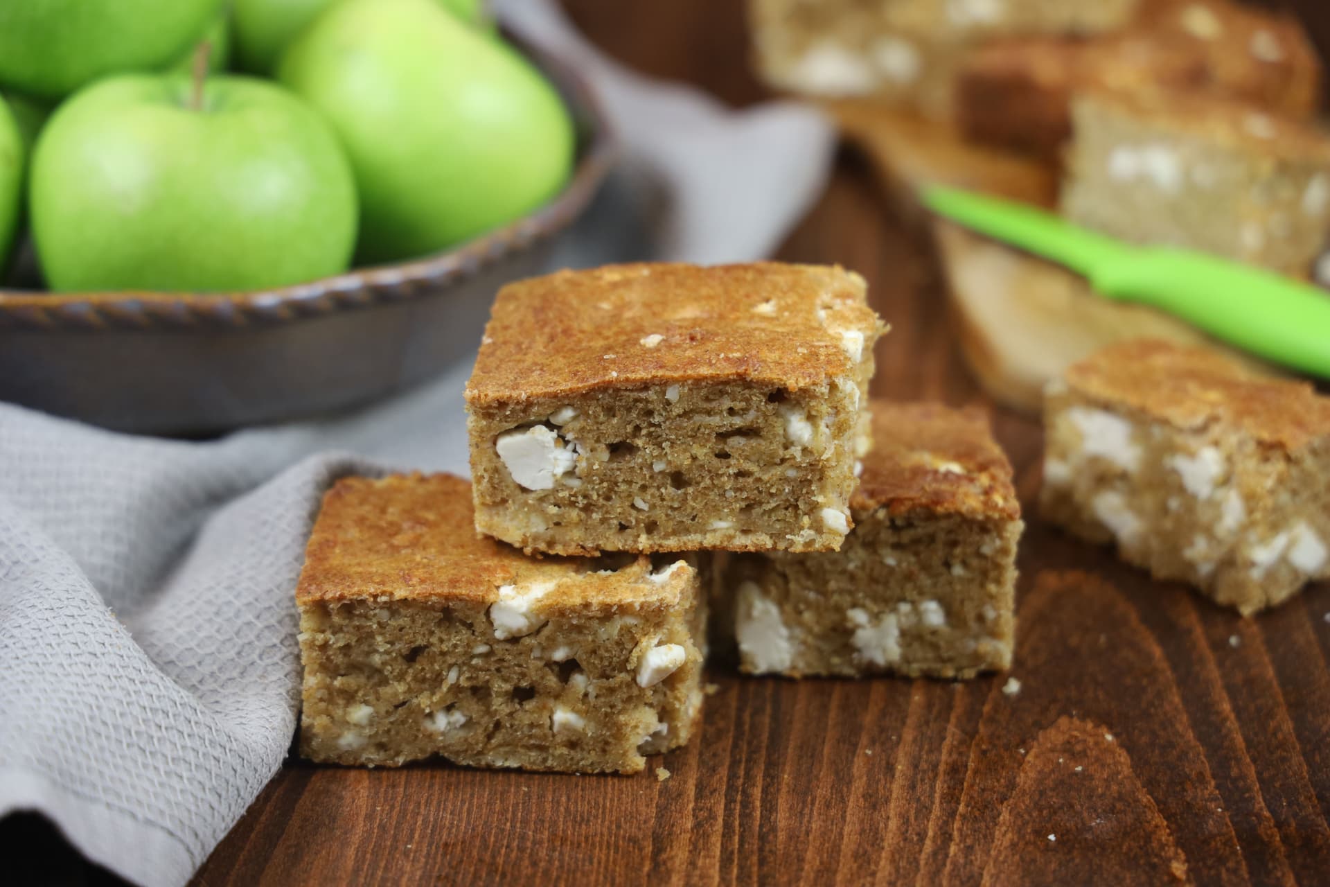 Γρήγορη τυρόπιτα με αλεύρι ολικής άλεσης – Sweet & Bitter